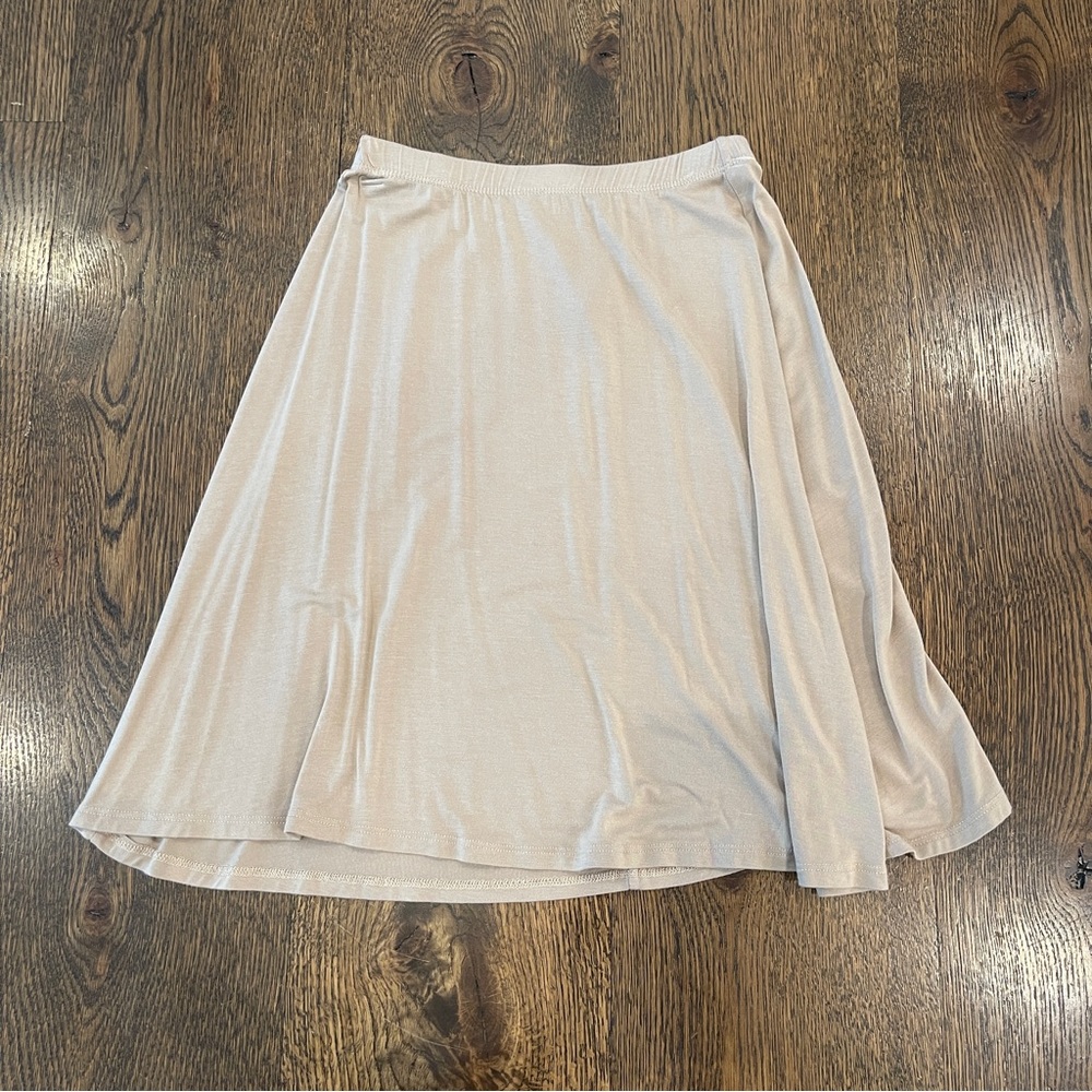 Tan Flowy Skirt